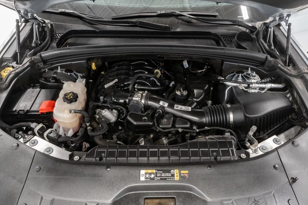 Used 2024 Jeep Grand Cherokee Altitude SUV