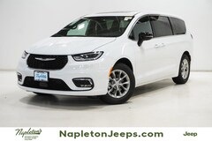 2026 Chrysler Pacifica LIMITED Passenger Van