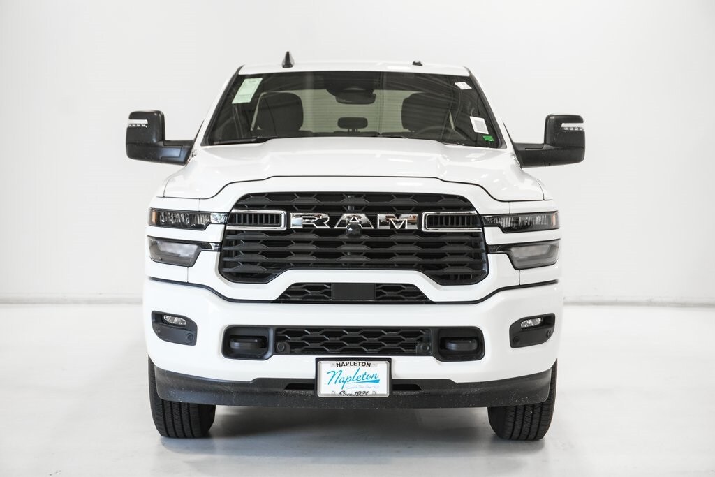 2025 Ram 2500 Big Horn photo 3