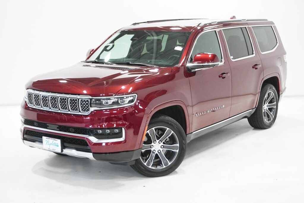 2022 Jeep Grand Wagoneer I photo 2