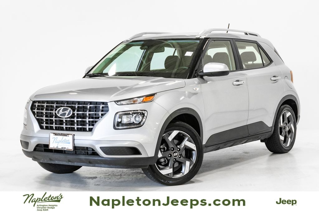 Used 2025 Hyundai Venue SEL SUV