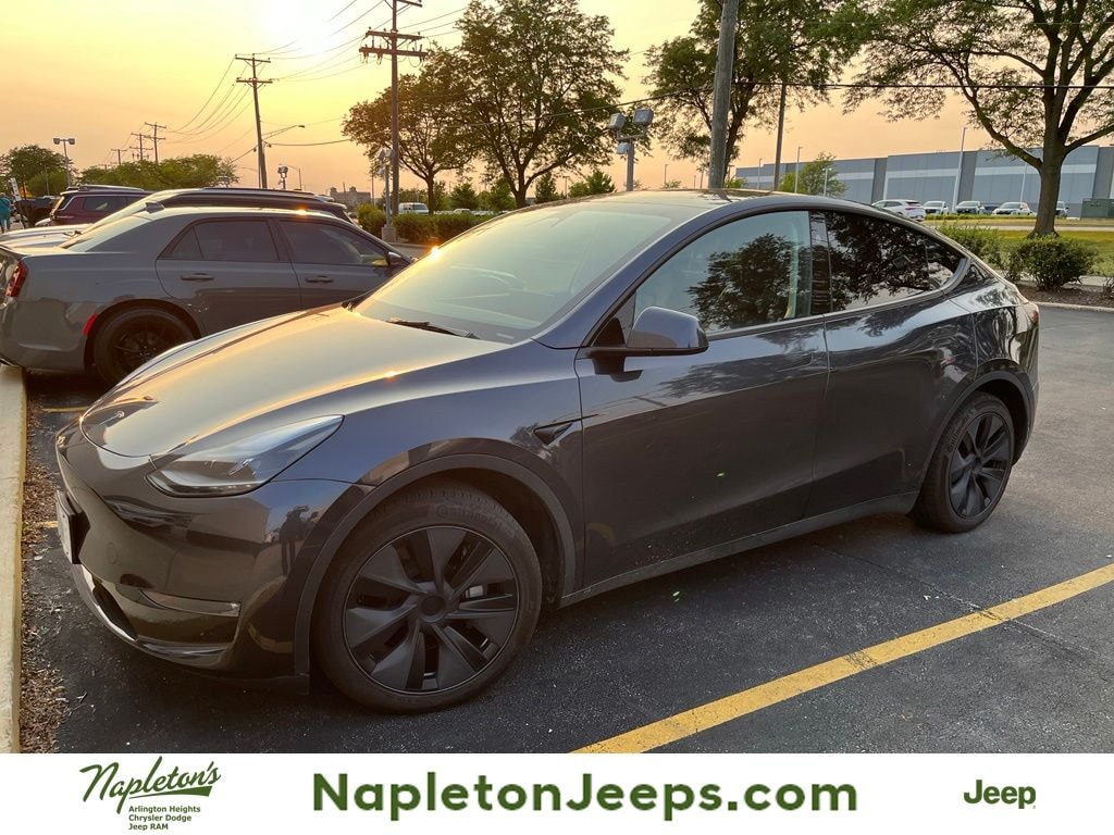 Used 2025 Tesla Model Y Long Range SUV