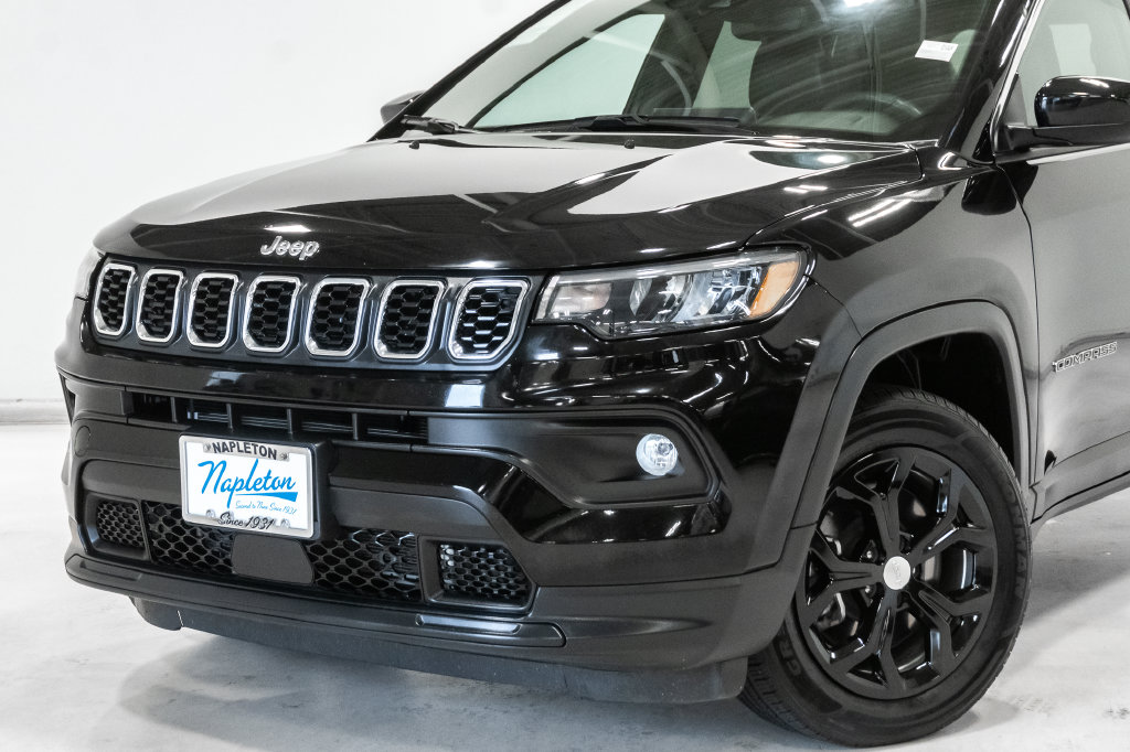Used 2024 Jeep Compass Latitude SUV