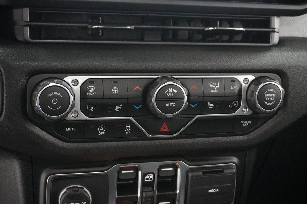 2025 Jeep Wrangler 4-Door Sport S - Photo 24