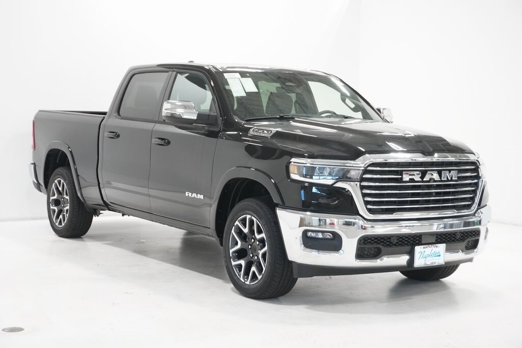 2025 Ram 1500 Laramie photo 4