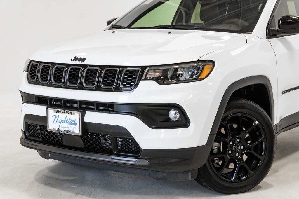Used 2025 Jeep Compass Latitude SUV