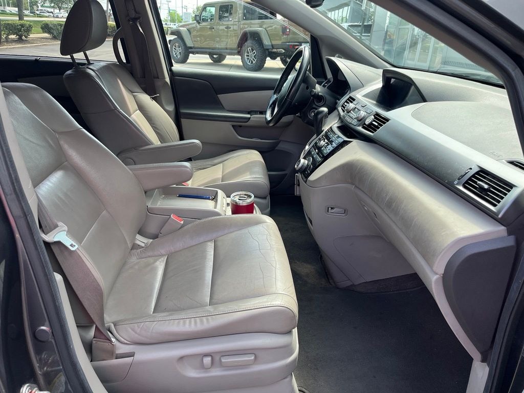 Used 2013 Honda Odyssey EX-L Minivan/Van