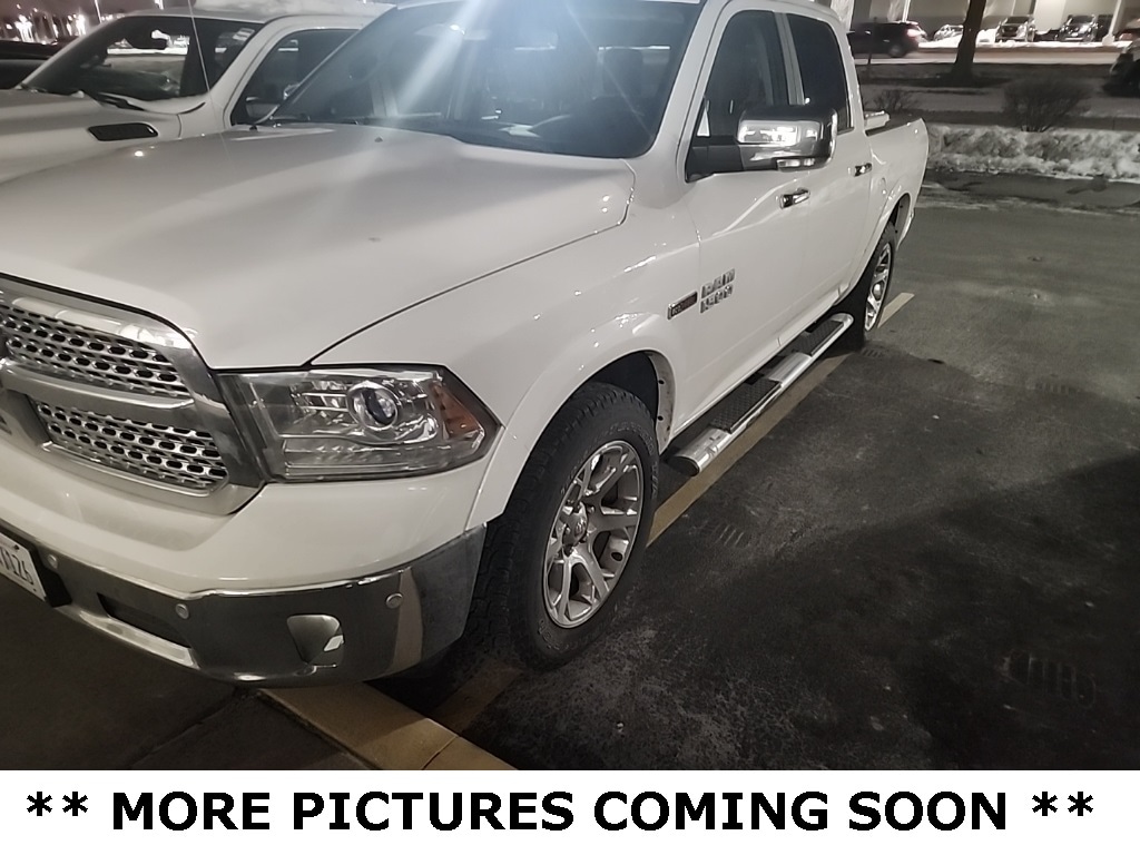 2016 RAM Ram 1500 Pickup Laramie's photo