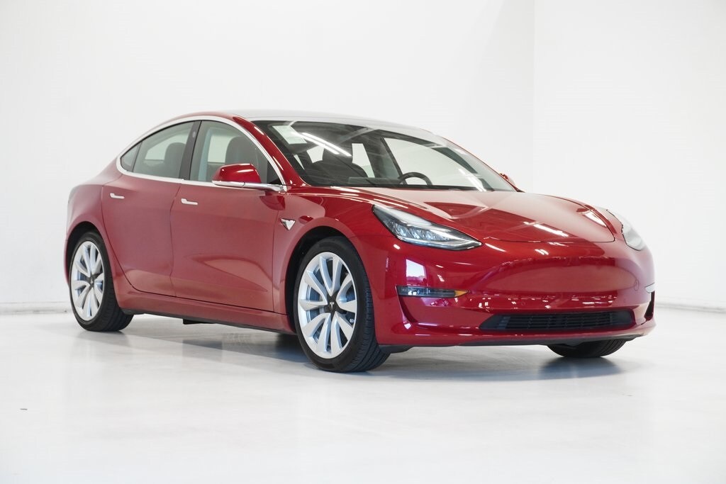 2020 Tesla Model 3 Long Range photo 4