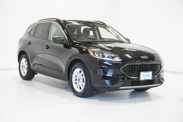 2022 Ford Escape SE photo 3