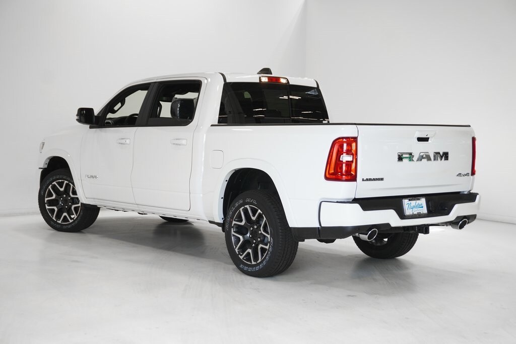 2025 Ram 1500 Laramie photo 4