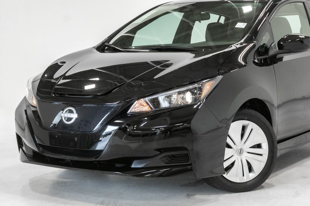 Used 2025 Nissan Leaf S with VIN 1N4AZ1BV6SC561884 for sale in Arlington Heights, IL