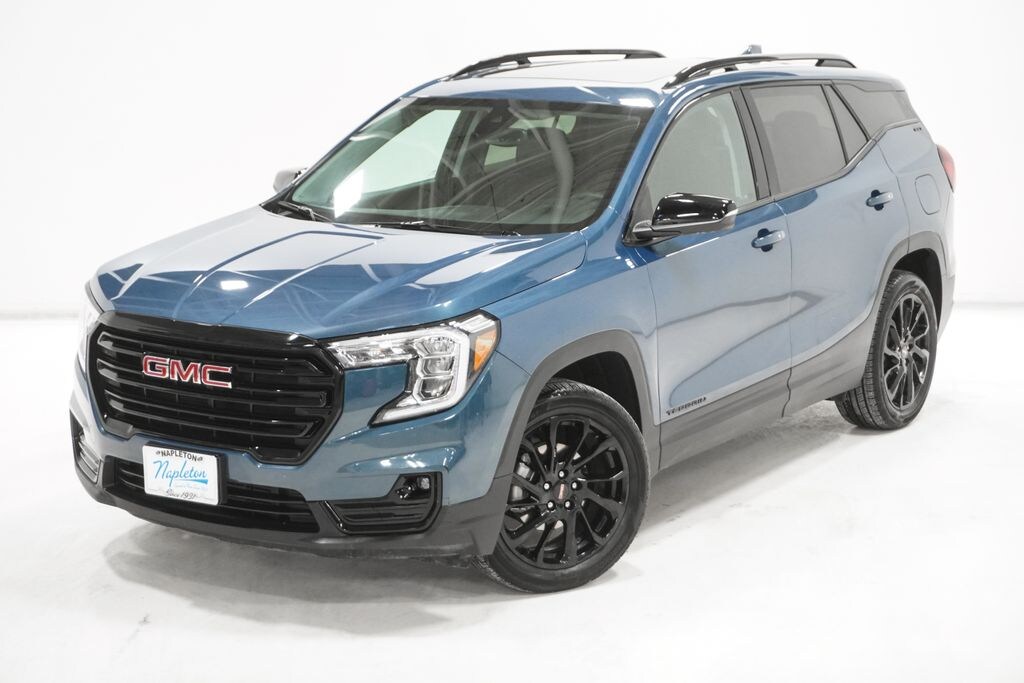 Used 2024 GMC Terrain SLT SUV