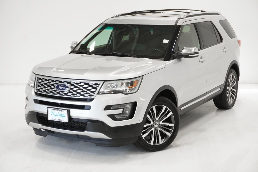 Used 2017 Ford Explorer Platinum with VIN 1FM5K8HT2HGA56212 for sale in Arlington Heights, IL