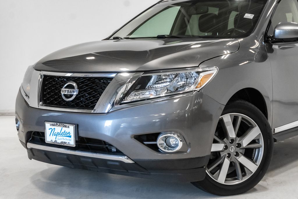 Used 2015 Nissan Pathfinder Platinum with VIN 5N1AR2MM1FC638893 for sale in Arlington Heights, IL