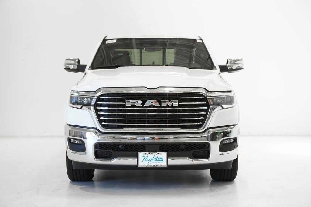2025 Ram 1500 Laramie photo 3