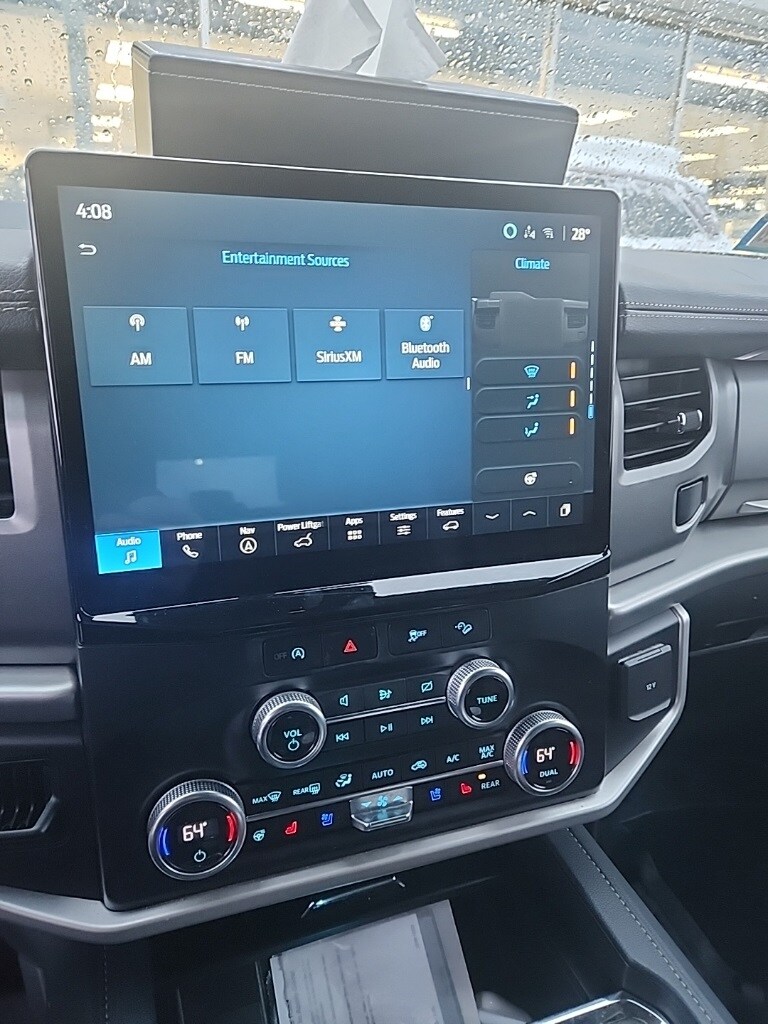 2024 Ford Expedition MAX XLT photo 3