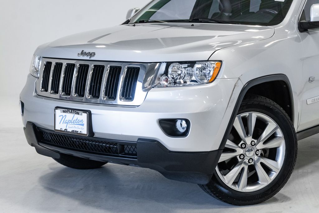Used 2011 Jeep Grand Cherokee Laredo with VIN 1J4RR4GG1BC678131 for sale in Arlington Heights, IL