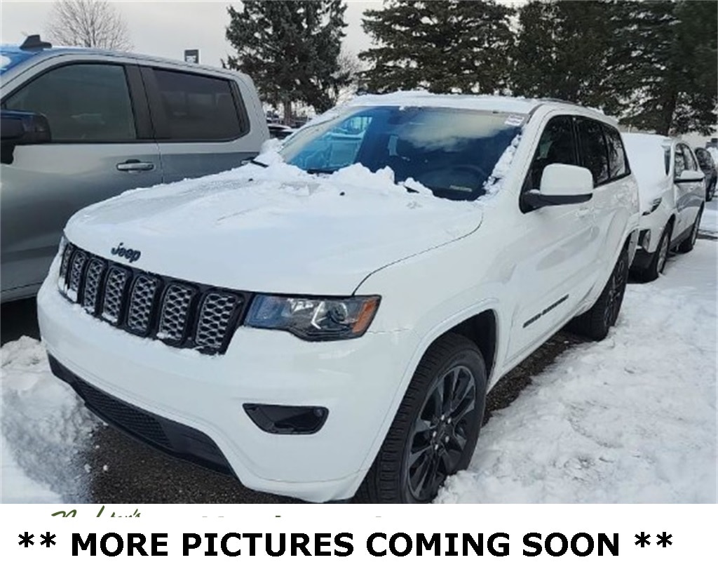 2022 Jeep Grand Cherokee WK Laredo X's photo