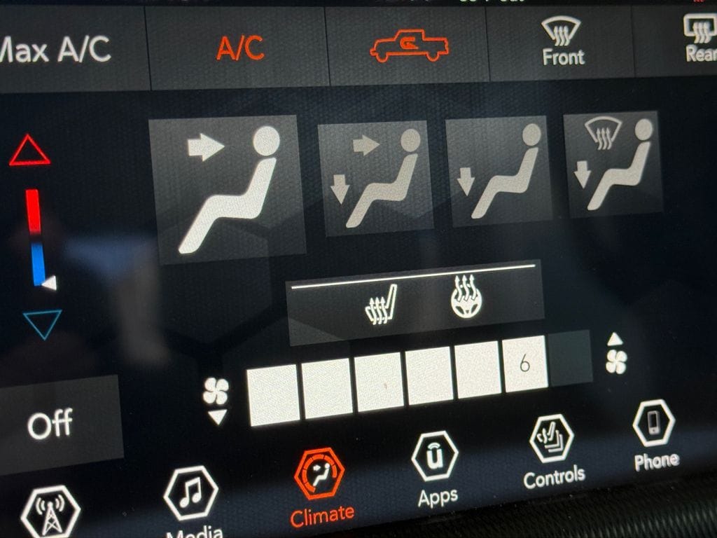 2022 Jeep Gladiator WILLYS - Photo 20