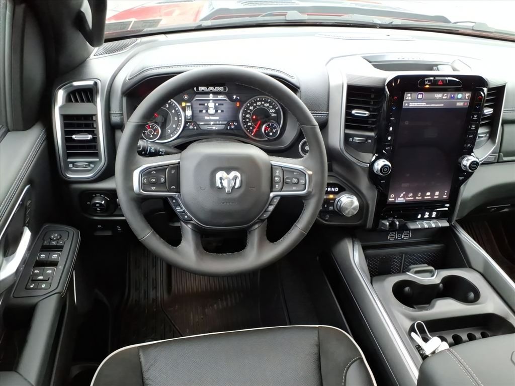 2026 RAM 1500 Laramie - Photo 10