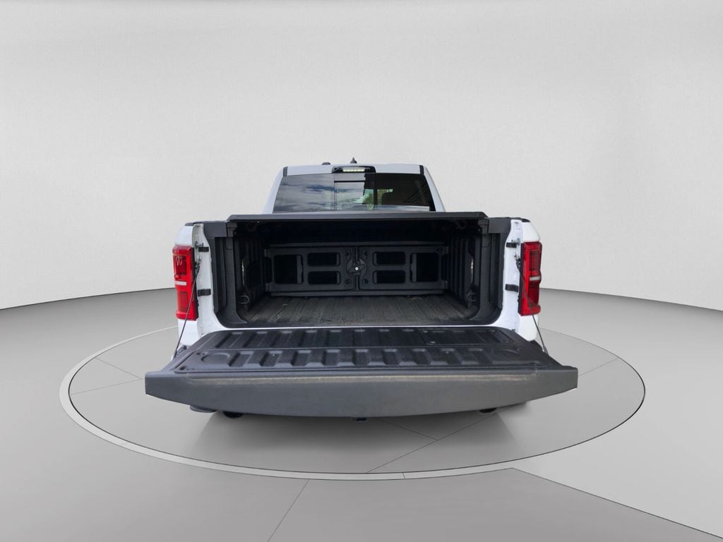 2026 RAM 1500 Limited - Photo 25