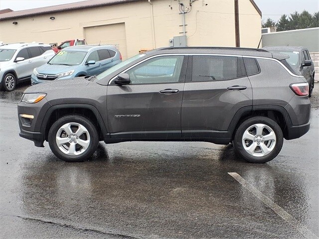 2018 Jeep Compass Latitude photo 4