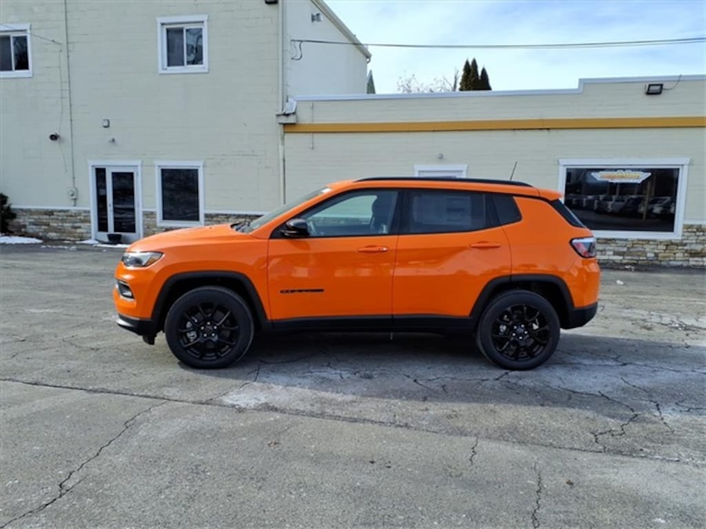 New 2026 Jeep Compass LATITUDE ALTITUDE 4X4 Sport Utility