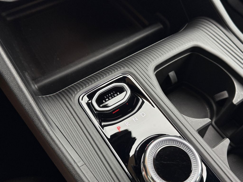 2026 Jeep Cherokee Laredo - Photo 16