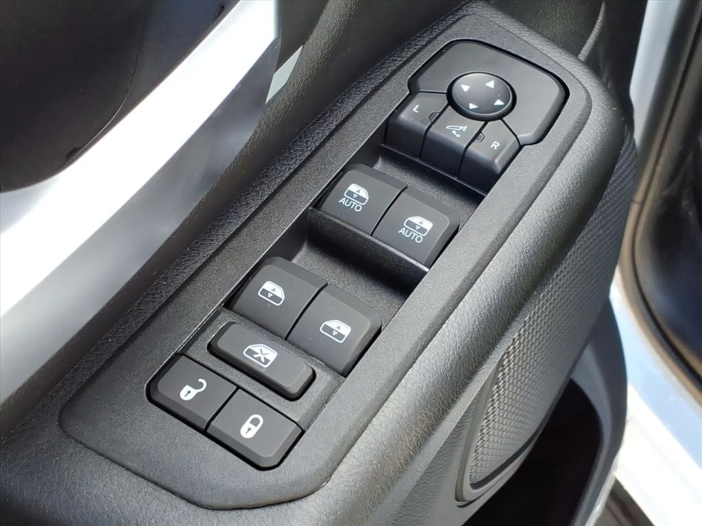 2026 RAM 1500 Limited - Photo 15