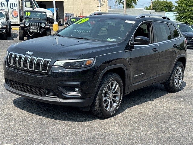 2019 Jeep Cherokee Latitude photo 3