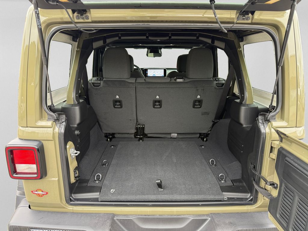 2026 Jeep Wrangler 4-Door Willys - Photo 27