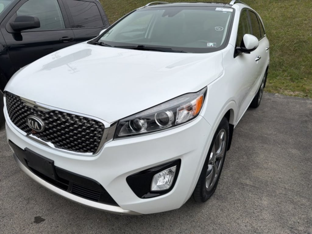 Used 2017 Kia Sorento 3.3L SX SUV