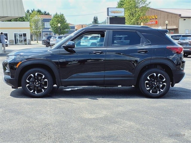 2021 Chevrolet Trailblazer LT photo 4