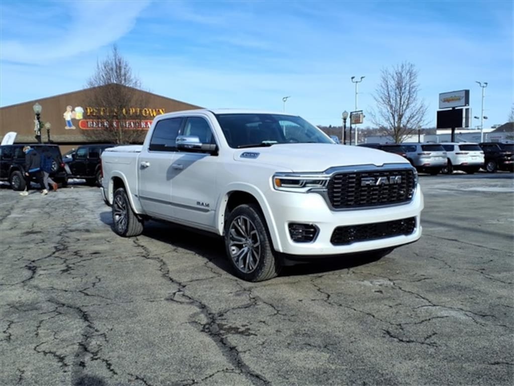 New 2026 Ram 1500 TUNGSTEN CREW CAB 4X4 Pickup
