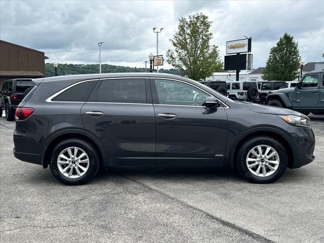 Certified 2019 Kia Sorento LX with VIN 5XYPGDA3XKG463819 for sale in Ellwood City, PA