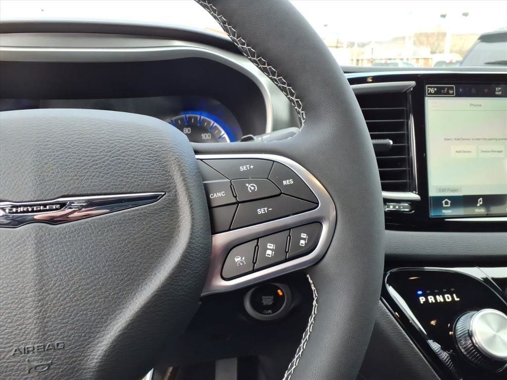 2026 Chrysler Voyager LX - Photo 18