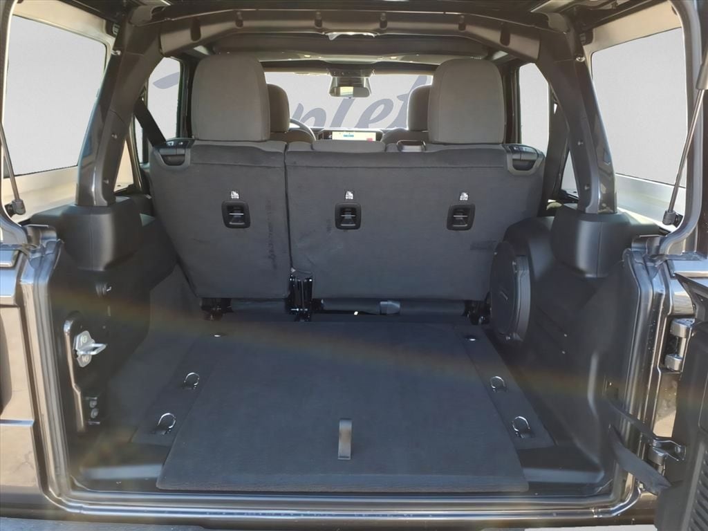 2026 Jeep Wrangler 4-Door Willys - Photo 8