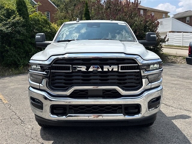 2026 Ram 2500 Tradesman photo 2