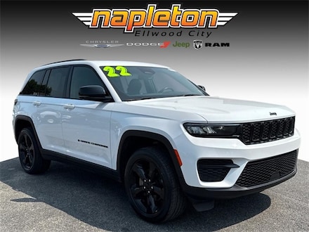 2022 Jeep Grand Cherokee Laredo SUV