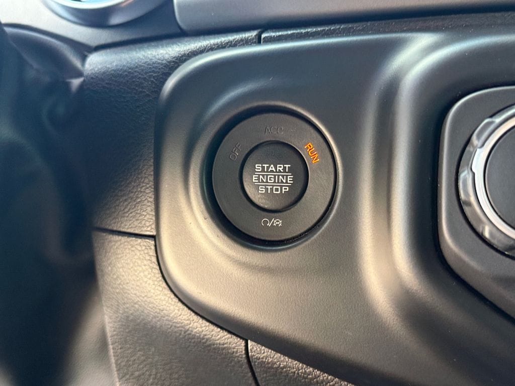 2022 Jeep Gladiator WILLYS - Photo 18