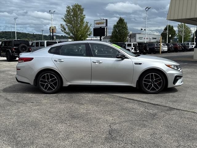 Certified 2020 Kia Optima SX with VIN 5XXGW4L2XLG448461 for sale in Ellwood City, PA