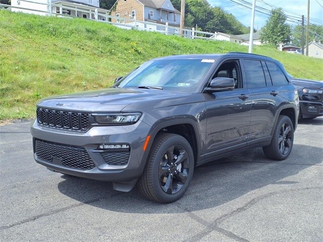 2025 Jeep Grand Cherokee Limited photo 3