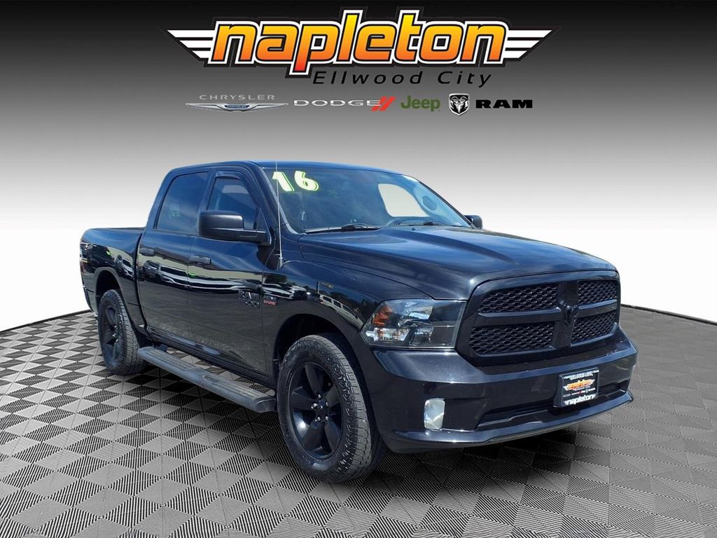 2016 RAM 1500 Express 4x4 Crew Cab 5'7's photo