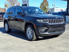 2025 Jeep Grand Cherokee LAREDO X 4X4 Sport Utility
