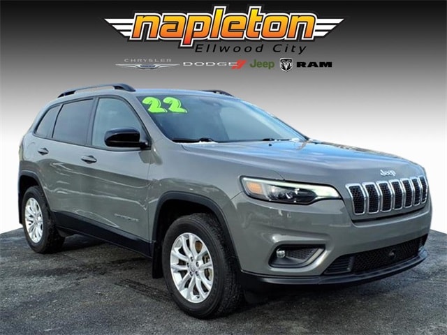 2022 Jeep Cherokee Latitude Lux's photo