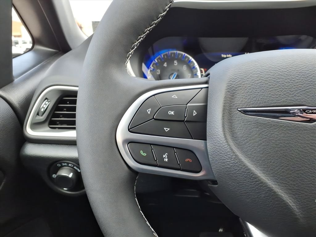 2026 Chrysler Voyager LX - Photo 17