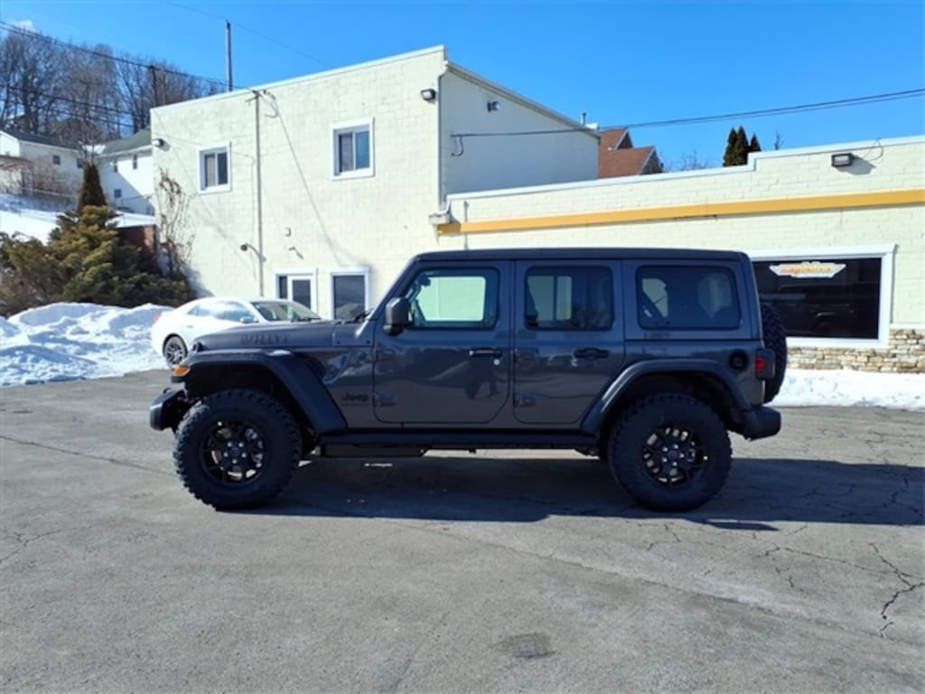 New 2026 Jeep Wrangler 4-DOOR WILLYS Sport Utility