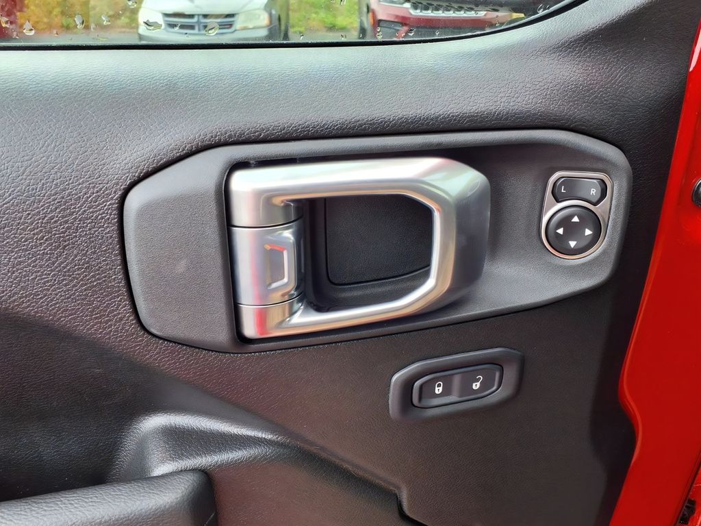 2026 Jeep Wrangler 4-Door Willys - Photo 15