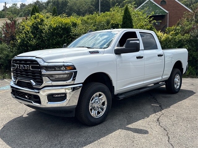 2026 Ram 2500 Tradesman photo 3